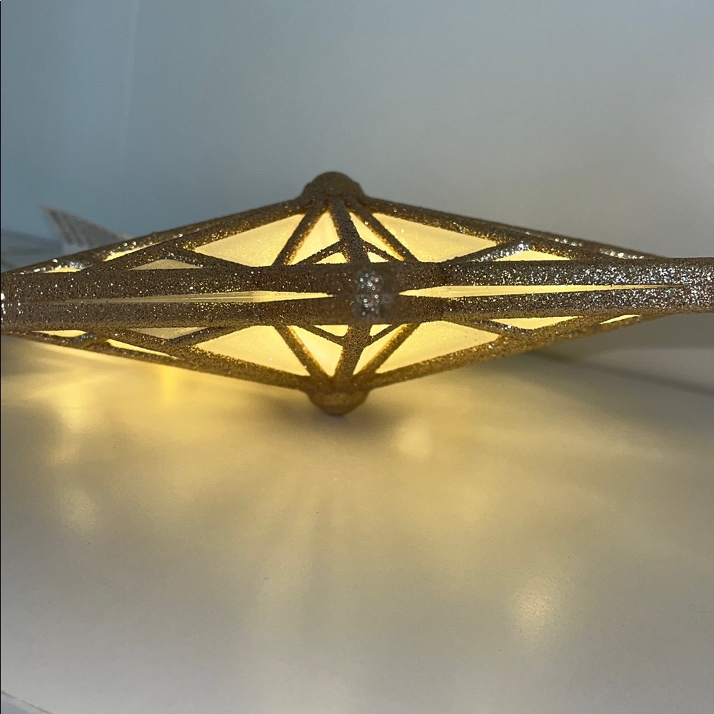 Light Up Star Tree Topper - Picture 5 of 6